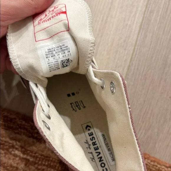 Converse - Picture 6 of 6